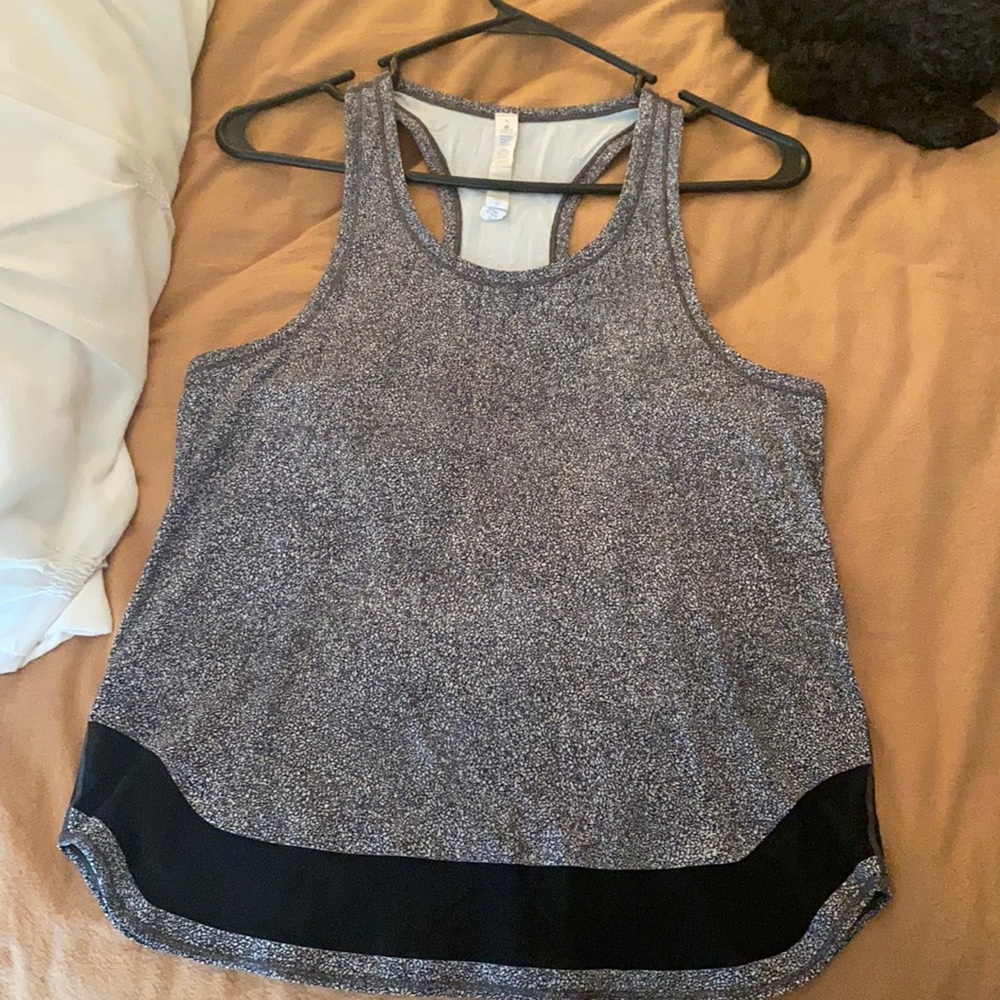 Lululemon black and white mesh tank top